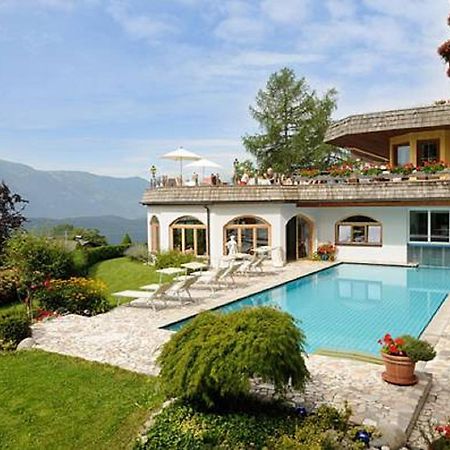 Naturhotel Alpenrose Милщат Екстериор снимка